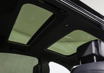 Подержанный автомобиль Audi A6 Sedan 2025 года (20 фото)