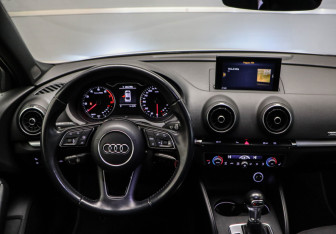 Подержанный автомобиль Audi A3 Sedan 2018 года (9 фото)