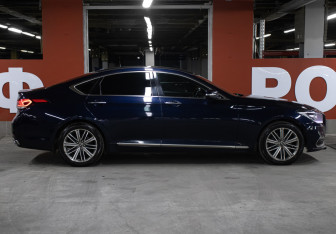 Подержанный автомобиль Genesis G80 2017 года (4 фото)