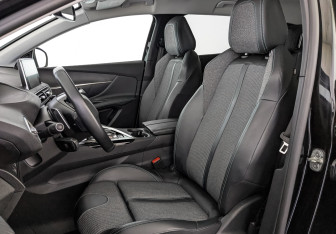 Подержанный автомобиль Peugeot 3008 2021 года (19 фото)