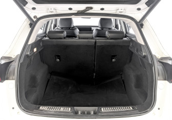 Подержанный автомобиль Exeed LX 2022 года (10 фото)