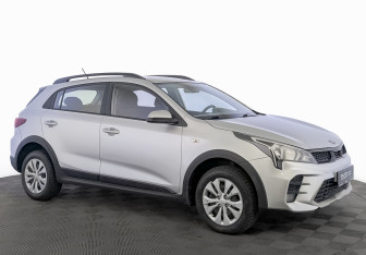 Подержанный автомобиль Kia Rio Hatchback 2021 года (3 фото)
