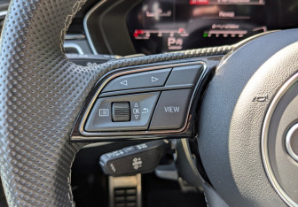 Подержанный автомобиль Audi A5 Liftback 2021 года (4 фото)