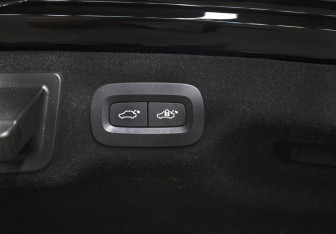 Подержанный автомобиль Volvo S90 2020 года (25 фото)