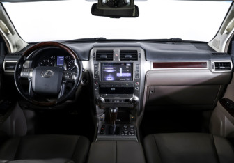 Подержанный автомобиль Lexus GX 2017 года (13 фото)