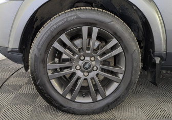 Подержанный автомобиль Land Rover Discovery 2016 года (12 фото)