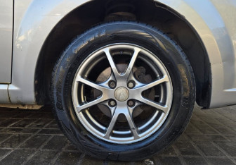 Подержанный автомобиль Chevrolet Aveo Sedan 2008 года (13 фото)