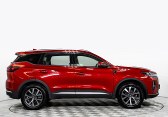 Подержанный автомобиль Chery Tiggo 7 Pro Max 2023 года (3 фото)