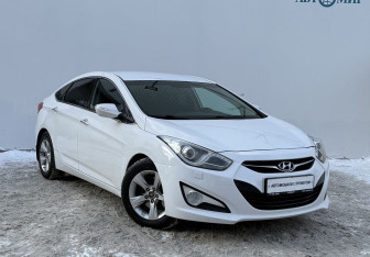 Подержанный автомобиль Hyundai i40 Sedan 2013 года (3 фото)