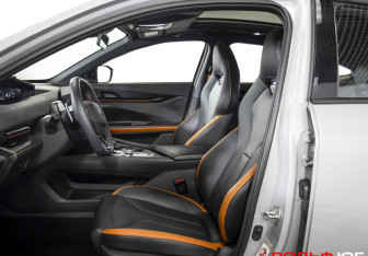 Подержанный автомобиль Changan UNI-V 2024 года (25 фото)