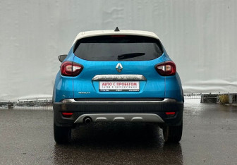 Подержанный автомобиль Renault Kaptur 2016 года (6 фото)