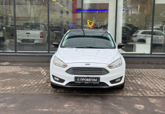 Подержанный автомобиль Ford Focus Hatchback 2019 года (2 фото)