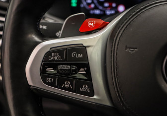 Подержанный автомобиль BMW X6 M 2021 года (14 фото)