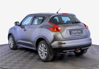 Подержанный автомобиль Nissan Juke 2014 года (7 фото)