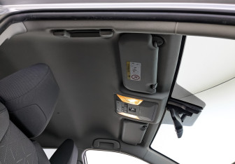 Подержанный автомобиль Toyota RAV4 2021 года (23 фото)