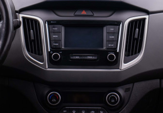 Подержанный автомобиль Hyundai Creta 2019 года (14 фото)