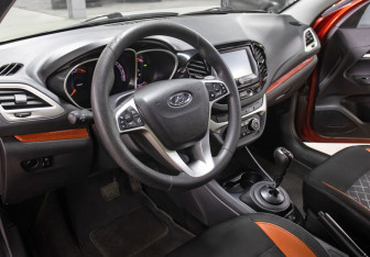 Подержанный автомобиль LADA (ВАЗ) Vesta Wagon 2018 года (16 фото)