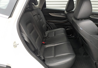 Подержанный автомобиль Exeed LX 2022 года (12 фото)