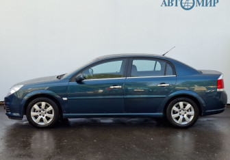 Подержанный автомобиль Opel Vectra Sedan 2006 года (8 фото)