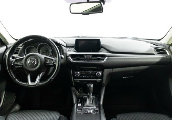 Подержанный автомобиль Mazda 6 Sedan 2018 года (6 фото)