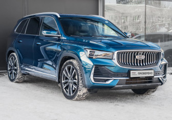 Подержанный автомобиль Geely Monjaro 2023 года (3 фото)