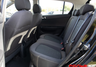 Подержанный автомобиль Hyundai i20 2009 года (8 фото)