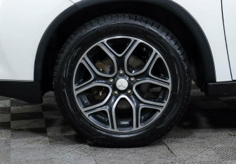 Подержанный автомобиль Mitsubishi Outlander 2014 года (6 фото)