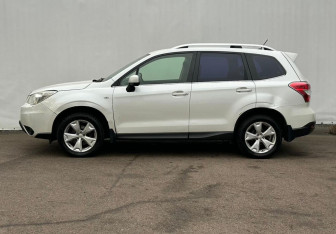 Подержанный автомобиль Subaru Forester Suv 2013 года (8 фото)