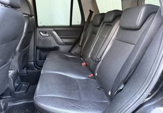 Подержанный автомобиль Land Rover Freelander 2010 года (11 фото)