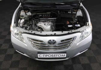 Подержанный автомобиль Toyota Camry Sedan 2008 года (9 фото)