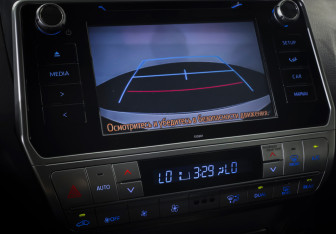 Подержанный автомобиль Toyota Land Cruiser Prado 2019 года (17 фото)