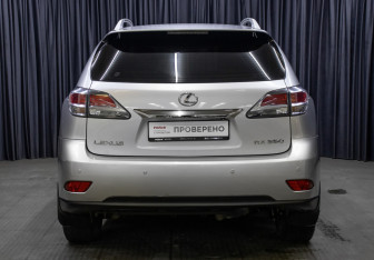 Подержанный автомобиль Lexus RX 2012 года (6 фото)