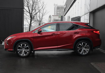 Подержанный автомобиль Lexus RX 2018 года (8 фото)