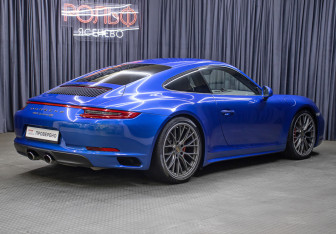 Подержанный автомобиль Porsche 911 Coupe 2018 года (5 фото)