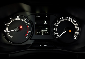 Подержанный автомобиль Skoda Rapid Liftback 2021 года (13 фото)