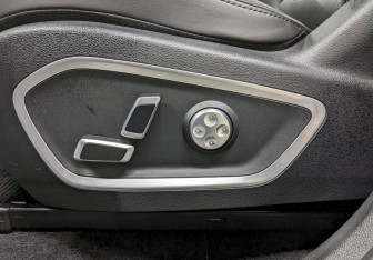 Подержанный автомобиль Geely Tugella 2023 года (15 фото)