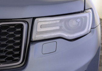 Подержанный автомобиль Jeep Grand Cherokee 2021 года (11 фото)