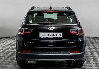 Подержанный автомобиль Jeep Compass 2019 года (6 фото)