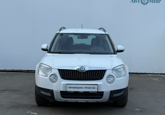 Подержанный автомобиль Skoda Yeti 2012 года (2 фото)