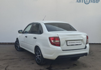 Подержанный автомобиль LADA (ВАЗ) Granta Sedan 2019 года (7 фото)