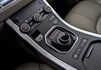 Подержанный автомобиль Land Rover Range Rover Evoque 2016 года (27 фото)