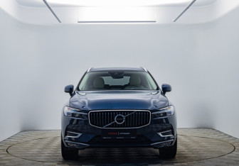 Подержанный автомобиль Volvo XC60 2021 года (2 фото)