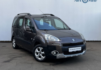 Подержанный автомобиль Peugeot Partner 2013 года (3 фото)