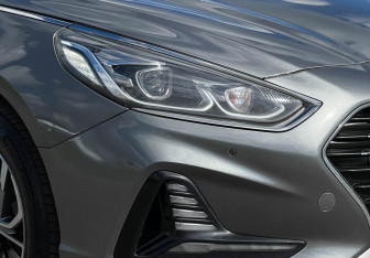 Подержанный автомобиль Hyundai Sonata 2018 года (18 фото)