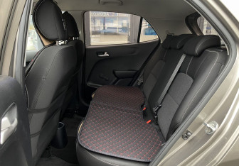 Подержанный автомобиль Kia Picanto 2017 года (15 фото)