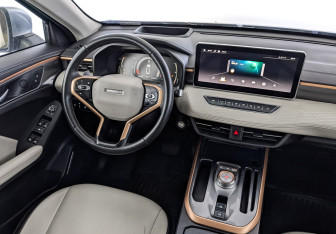 Подержанный автомобиль Haval Jolion 2022 года (28 фото)