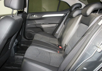 Подержанный автомобиль Citroen C4 Sedan 2021 года (15 фото)