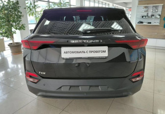 Подержанный автомобиль FAW Bestune T77 2023 года (6 фото)