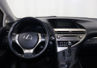 Подержанный автомобиль Lexus RX 2012 года (15 фото)