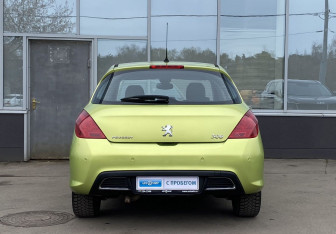 Подержанный автомобиль Peugeot 308 Hatchback 2008 года (6 фото)